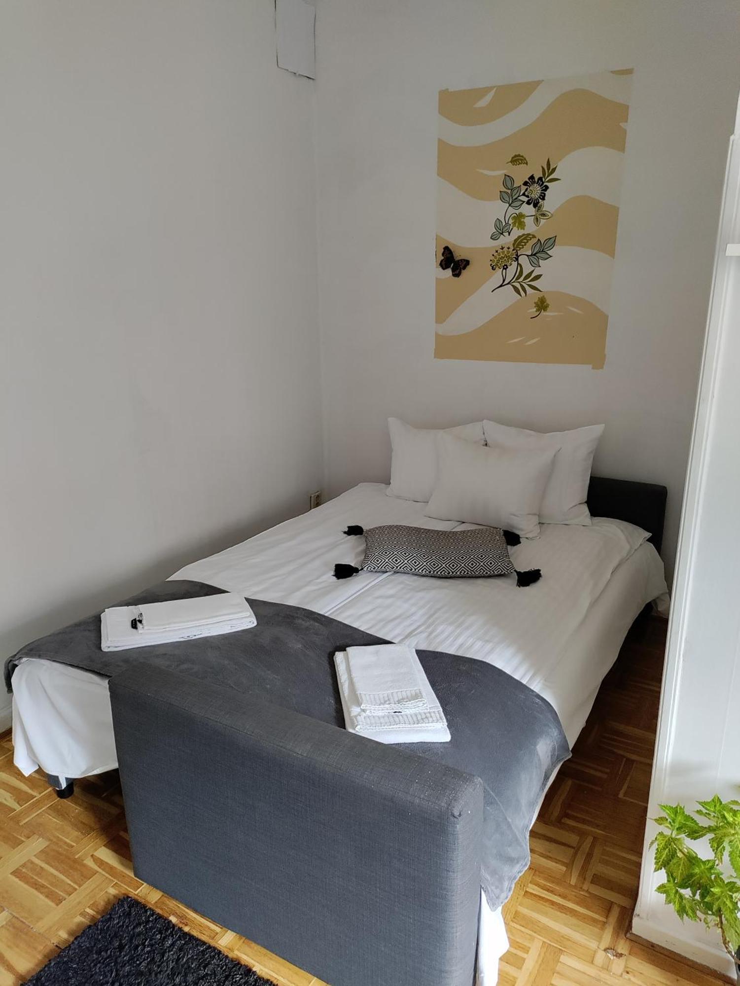 Full Apartment Malmo Bagian luar foto